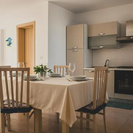 Luna Blu By Diddoi Apartmán *