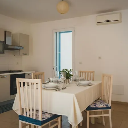 Luna Blu By Diddoi Apartmán