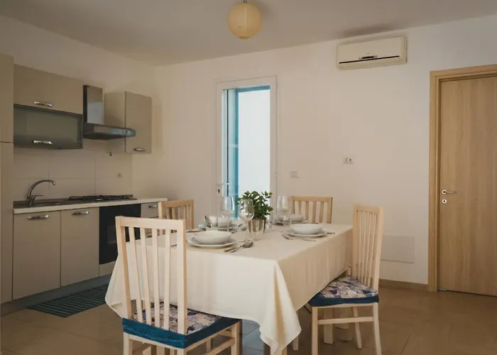 Luna Blu By Diddoi Apartmán